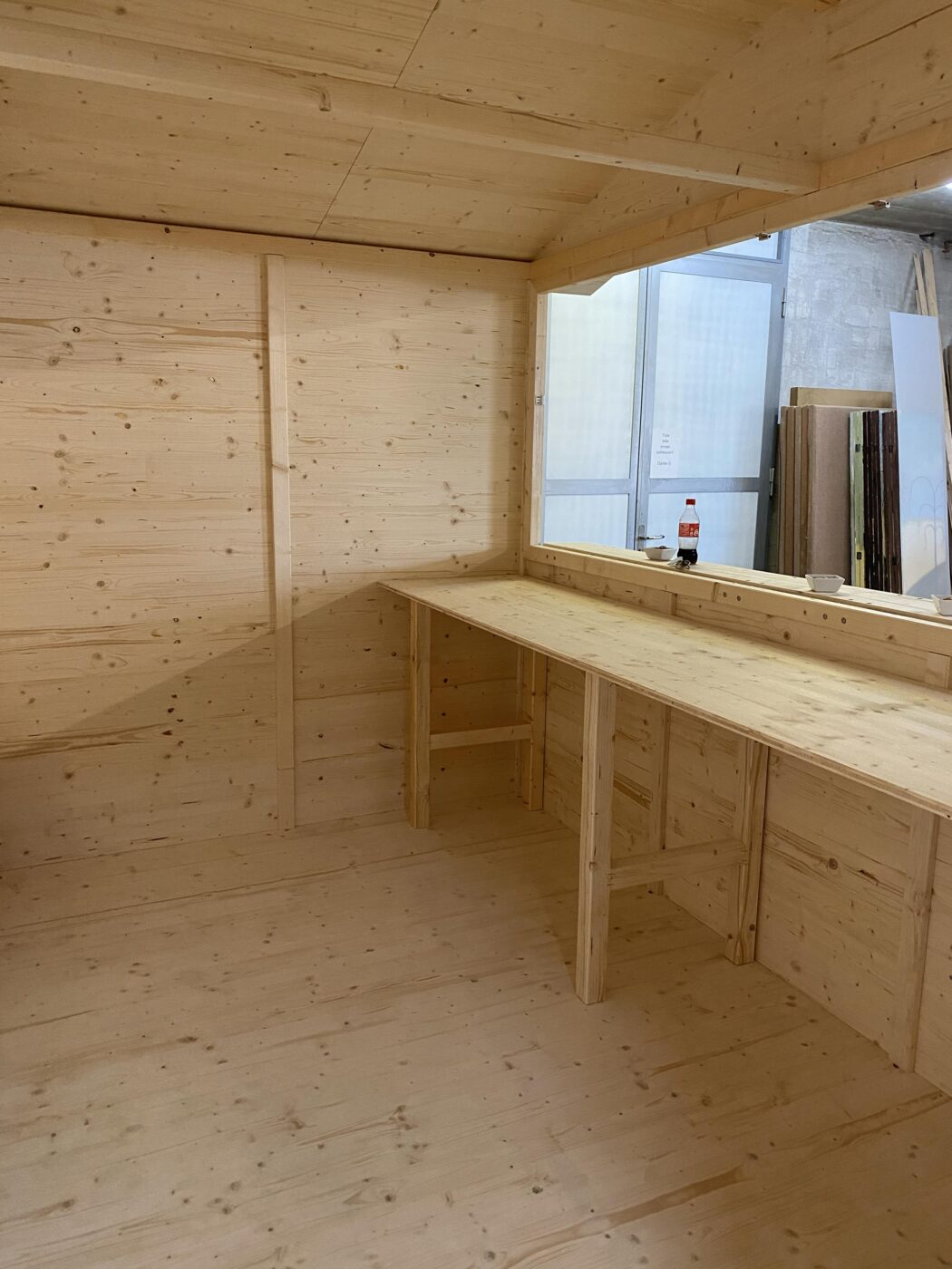 markthaus_verkaufsstand_holz_zurich_vermietung_1