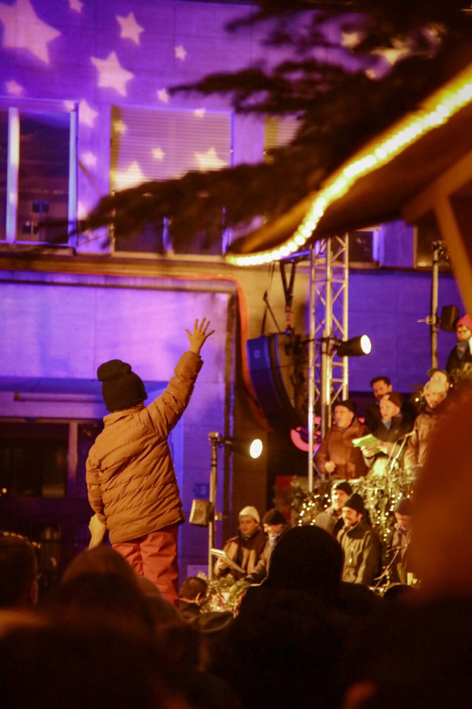 Singing_Christmas_Tree_Zurich_004