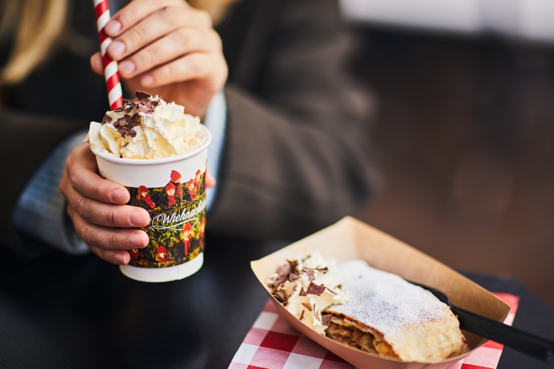 Singing_Christmas_Tree_Zurich_008